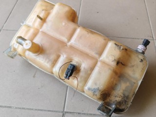 бачок расширительный, ориг. номер 504181087, IVECO Daily 4 поколение 2006-2011