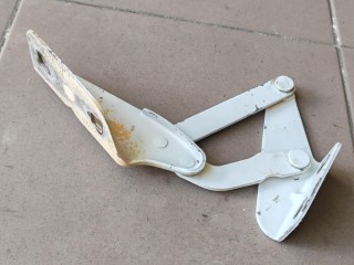 петля капота левая, ориг. номер 56087046, IVECO Daily 3 поколение 1999-2006