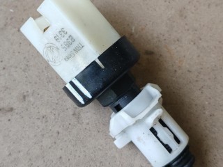 датчик педали тормоза (лягушка) IVECO Daily 4 поколение 2006-2011, B3653319