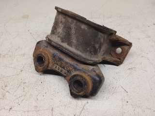 Подушка крепления двигателя Opel Meriva 1 2002-2006
