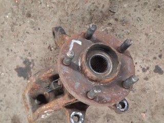 Кулак поворотный левый, Ford Mondeo 3 2000-2003