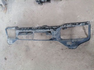 Передняя панель крепления облицовки (телевизор) Peugeot 806 1994-1998