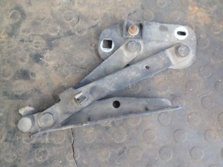 Петля капота правая Peugeot 806 1994-1998