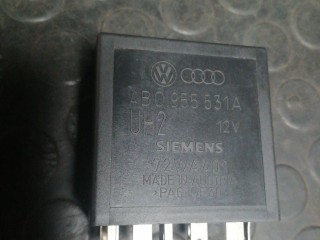 Реле стеклоочистителей (дворников), ориг. номер 4B0955531A, Audi A6 C5 (S6,RS6) 1997-2001