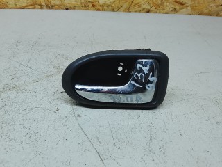 Ручка внутренняя передняя правая, Mazda Premacy 1 2001-2005
