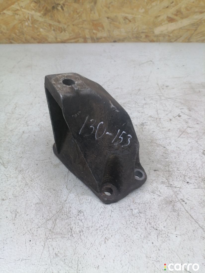 Кронштейн КПП Audi A6 C5 (S6,RS6) 1997-2001, МКПП, 8B0399113AB, фото 1