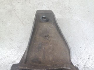 Кронштейн КПП, ориг. номер 8B0399113AB, Audi A6 C5 (S6,RS6) 1997-2001