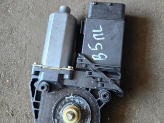 моторчик стеклоподъемника передний левый, ориг. номер 3B4837751BS, Volkswagen Passat B5 1996-2001