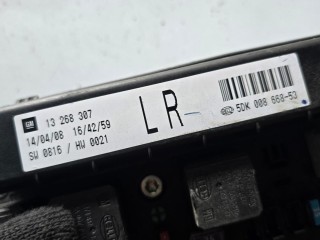 блок предохранителей, ориг. номер 13268307, 5DK00866853, Opel Astra H 2004-2007