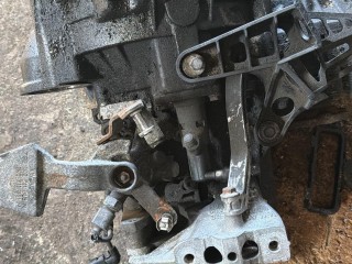 6МКПП, ориг. номер LKA, Volkswagen Touran 1 поколение 2003-2006