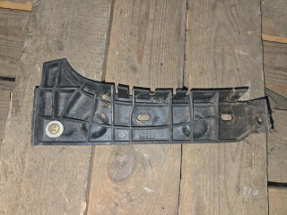 крепление переднего бампера левое Audi A6 C5 [рестайлинг] 2001-2005