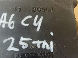 расходомер воздуха Audi A6 C4 1994-1997