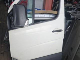 дверь передняя левая Volkswagen Crafter 1 поколение 2006-2011