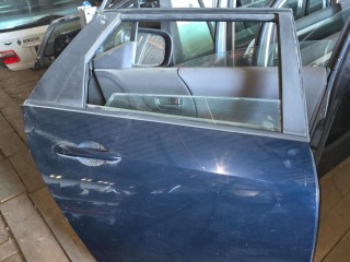 дверь задняя правая Nissan Primera P12 2001-2008