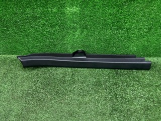 накладка внутренняя на порог правая, ориг. номер 7484114, BMW X5 G05 2018-2023