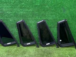 форточка двери задней левой, ориг. номер 51357410055, 7410055, BMW X3 G01 2017-2021