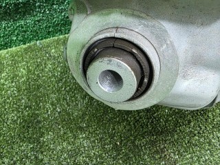 кулак правый, ориг. номер 6898358, BMW 5 G60/G61 2023-2026