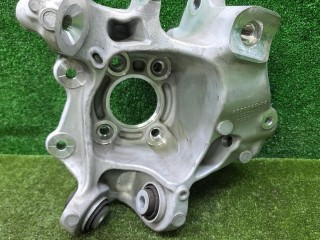кулак правый, ориг. номер 6898358, BMW 5 G60/G61 2023-2026