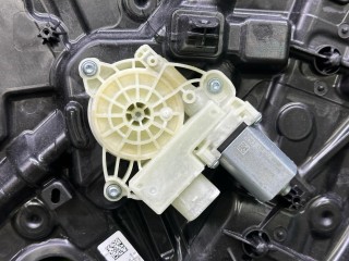 стеклоподъемник передний правый, ориг. номер 5A08A82, BMW 5 G60/G61 2023-2026
