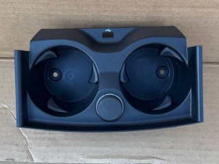 подстаканник центральный, ориг. номер 6801508, BMW 5 G30/G31 2016-2020