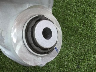кулак задний правый, ориг. номер 1544038, 33301544038, BMW XM G09 2022-2026