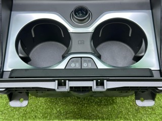 подстаканник центральный, ориг. номер 6827173, 5A5B121, 6831286, BMW X7 G07 [рестайлинг] 2022-2026