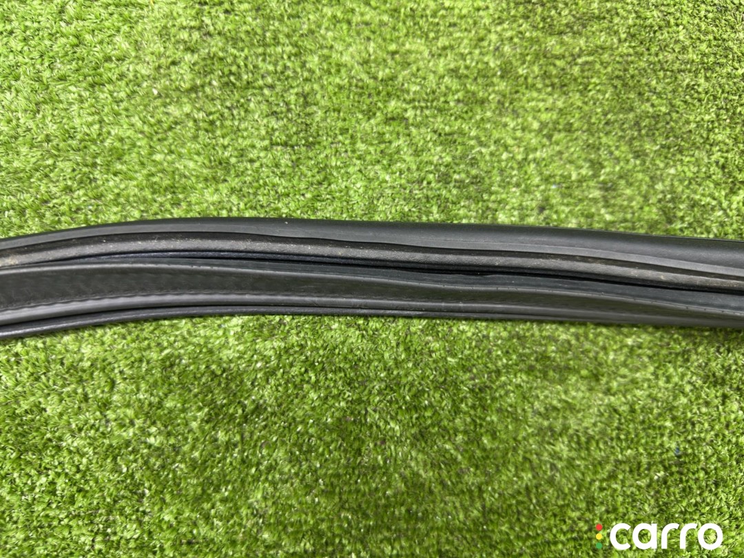 уплотнитель багажника BMW XM G09 2022-2026, левый руль, 9451790, фото 3