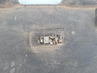Обшивка крышки багажника, Mazda 626 GF 1999-2002