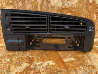 Рамка под магнитолу, Volkswagen Golf 3 1991-2000