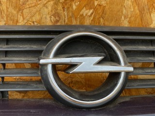 Решетка радиатора, Opel Vectra B 1995-2000