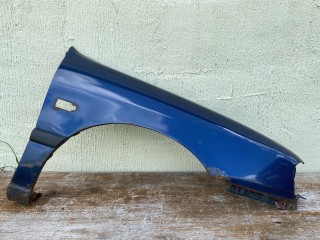 Крыло переднее правое Nissan Primera P10 1990-1997, седан