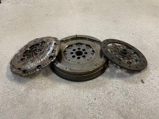 комплект сцепления, ориг. номер 8200421191, Renault Scenic 2009-2012