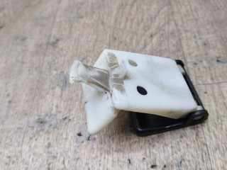 ручка открывания капота, Toyota Carina E 1 поколение T190 1992-1998