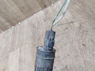 насос (моторчик) омывателя стекла, ориг. номер 7700430702, Nissan Almera N16 2000-2003