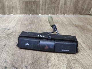 кнопка аварийной сигнализации, Toyota Corolla Verso 2 поколение AR10 2004-2007
