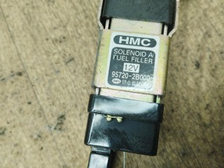 замок лючка топливного бака, ориг. номер 95720-2B000, Hyundai Santa Fe 2 поколение 2005-2010