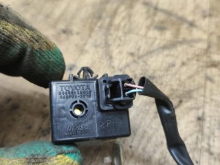 реле (прочие), ориг. номер 86650-13010, 068900-3570, Toyota Corolla Verso 2 поколение AR10 2004-2007