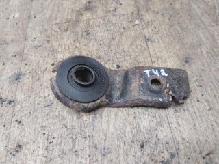 кронштейн (крепление) радиатора, Toyota Avensis 1 поколение T220 1997-2000