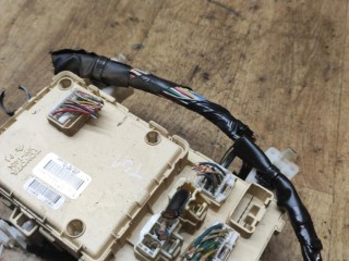 блок предохранителей, ориг. номер 892210F010, Toyota Corolla Verso 2 поколение AR10 2004-2007