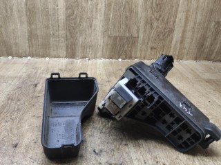 блок предохранителей, Toyota Corolla Verso 2 поколение AR10 2004-2007