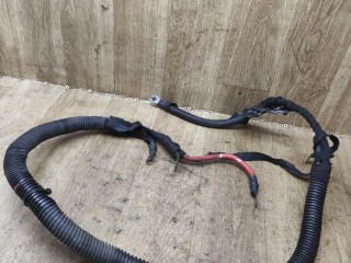 плюсовой провод аккумулятора, Opel Astra J 2009-2012