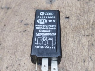 реле (прочие) Audi 80 B3 1986-1992, 813919082