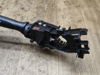 переключатель поворотов, Toyota Yaris 2 поколение XP90 2005-2009