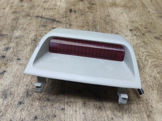 дополнительный стоп-сигнал Toyota Yaris 2 поколение XP90 2005-2009