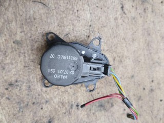 моторчик заслонки печки Citroen C5 1 поколение 2000-2004, RFJ (EW10A), 2.0 л, 653118V.C