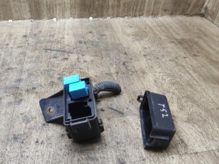 блок предохранителей Toyota Yaris 2 поколение XP90 2005-2009