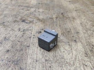 реле поворотов Citroen Evasion 1 поколение 1994-1998, 2042103