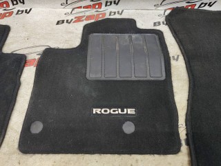 комплект ковриков салона, ориг. номер T99E26RR0A, Nissan Rogue T33 2020-2024