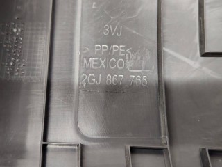 Обшивка стойки задней левой, ориг. номер 2GJ867765, Volkswagen Taos 1 поколение 2020-2024