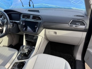 Volkswagen Tiguan 2 поколение [рестайлинг] 2023г. 2.0 л. - фото №4